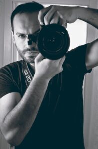 photographer, professional photographer, camera, man, male, photo, portrait
